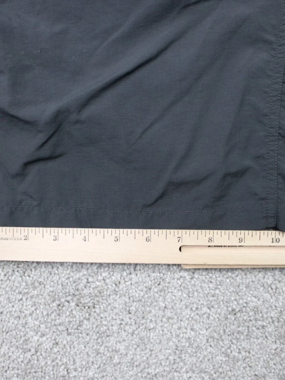 The North Face Shorts Men 36 Gray 100% Nylon 9